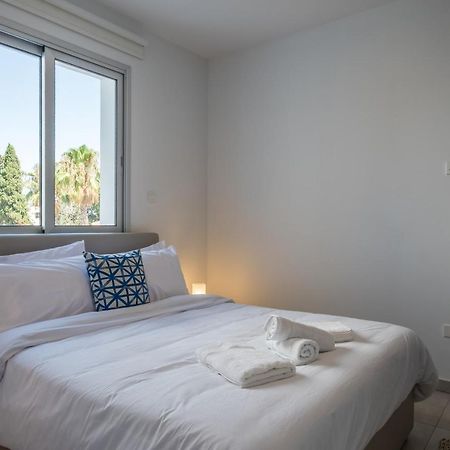 Solaar Apartments Faneromeni Larnaca Ngoại thất bức ảnh