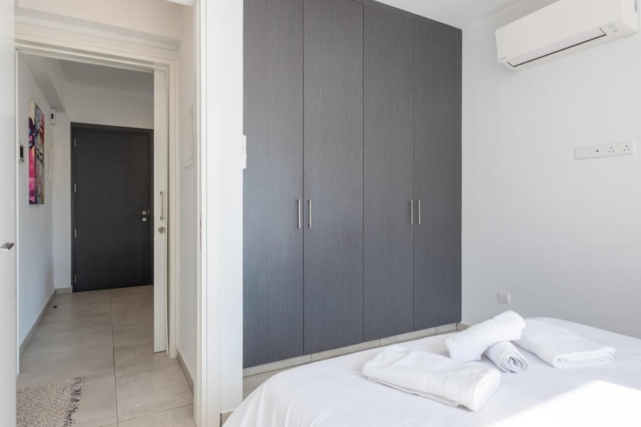 Solaar Apartments Faneromeni Larnaca Ngoại thất bức ảnh