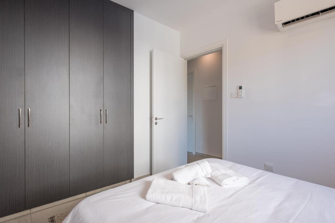 Solaar Apartments Faneromeni Larnaca Ngoại thất bức ảnh