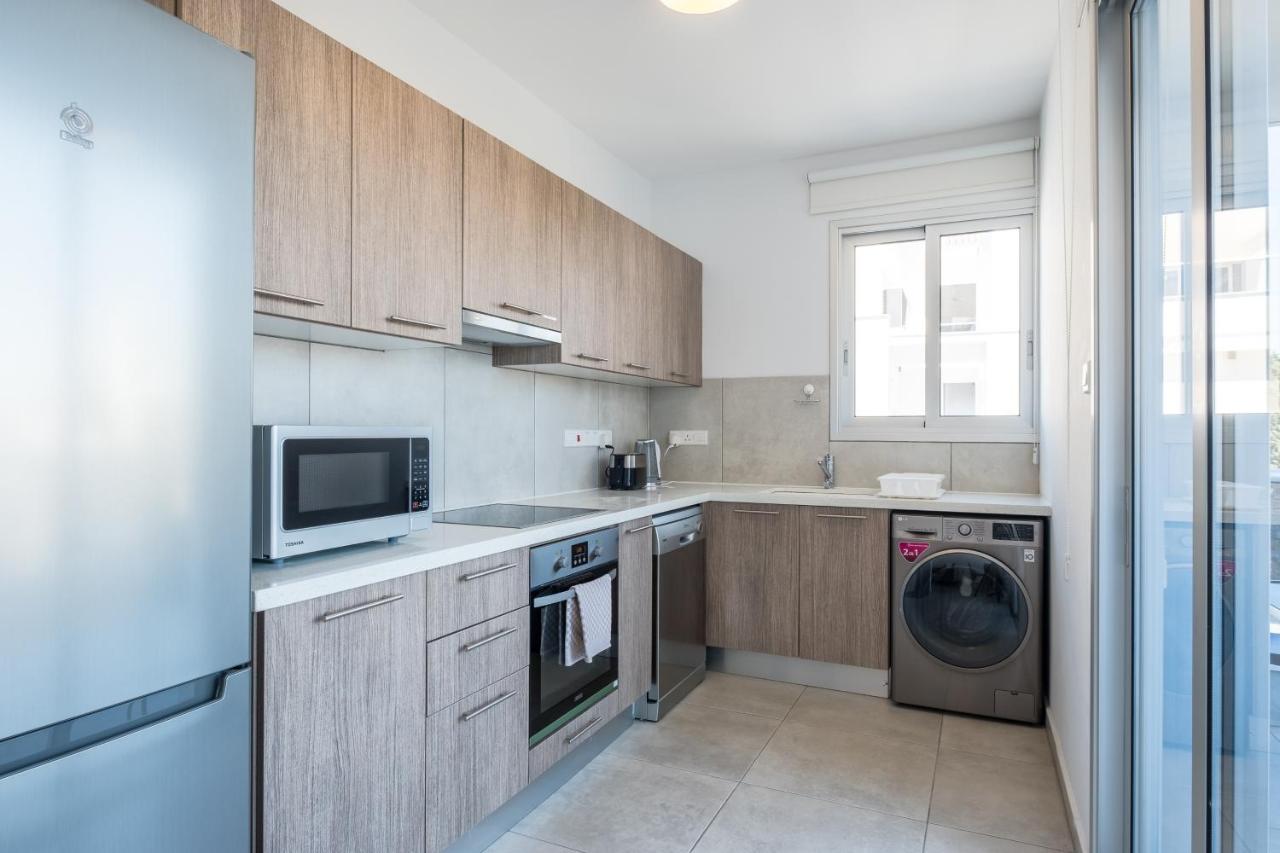 Solaar Apartments Faneromeni Larnaca Ngoại thất bức ảnh