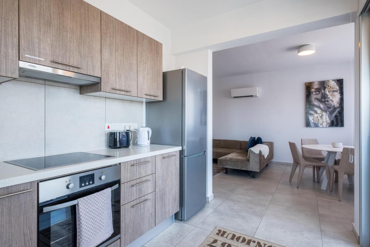 Solaar Apartments Faneromeni Larnaca Ngoại thất bức ảnh