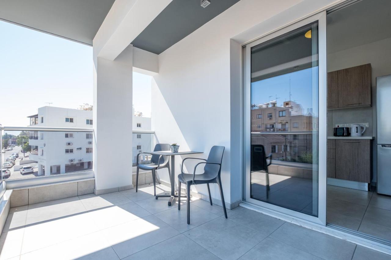 Solaar Apartments Faneromeni Larnaca Ngoại thất bức ảnh
