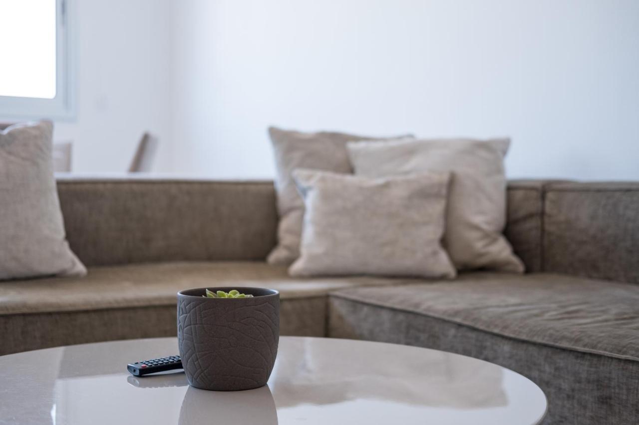 Solaar Apartments Faneromeni Larnaca Ngoại thất bức ảnh