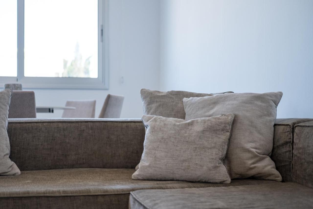 Solaar Apartments Faneromeni Larnaca Ngoại thất bức ảnh