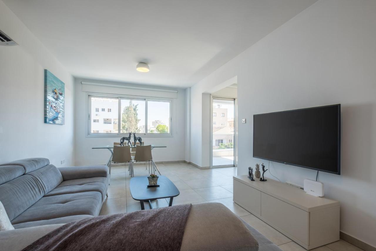 Solaar Apartments Faneromeni Larnaca Ngoại thất bức ảnh