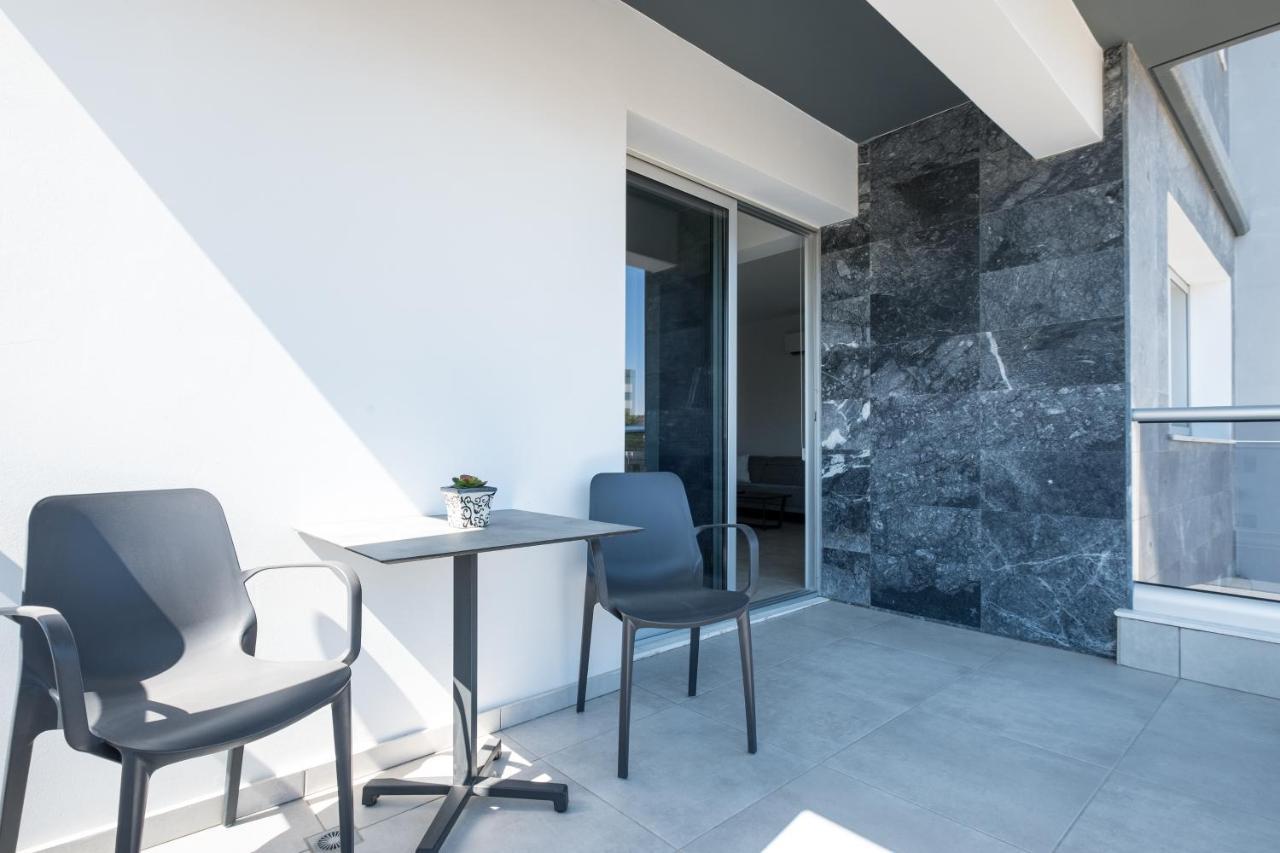 Solaar Apartments Faneromeni Larnaca Ngoại thất bức ảnh